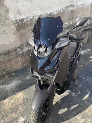 YAMAHA XMAX 300 CONNECTED ABS YAMAHA XMAX 300 CONNECTED ABS